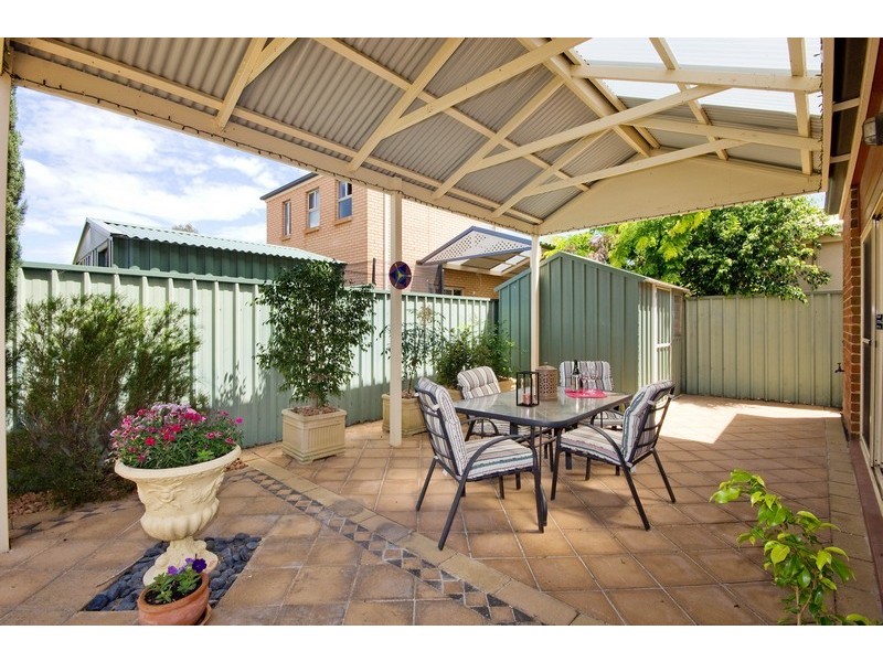 6 Sandpiper Chase, Mawson Lakes SA 5095