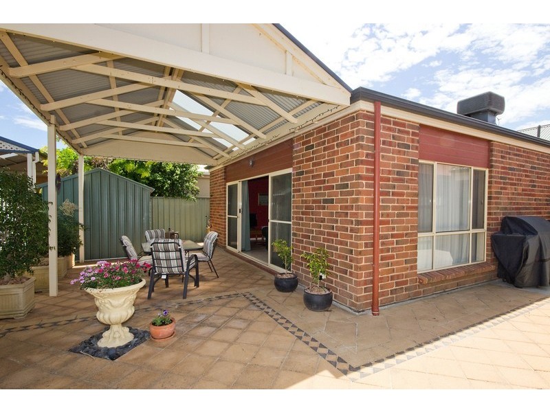 6 Sandpiper Chase, Mawson Lakes SA 5095