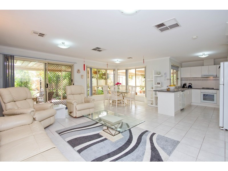 3 Meadow Lane, Para Hills West SA 5096