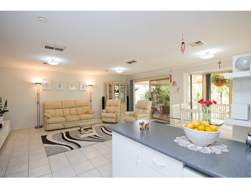 3 Meadow Lane, Para Hills West SA 5096