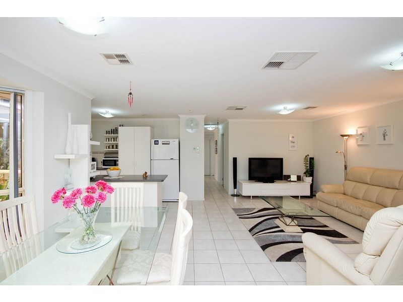 3 Meadow Lane, Para Hills West SA 5096