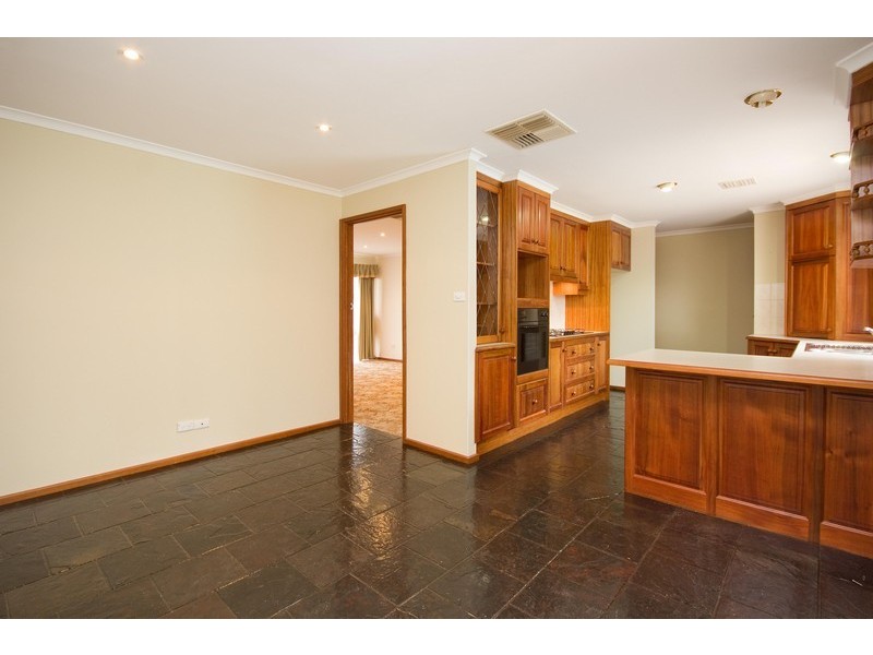 8 Cardnell Crescent, Elizabeth East SA 5112