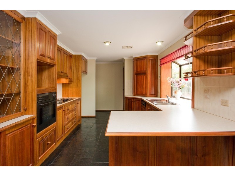 8 Cardnell Crescent, Elizabeth East SA 5112