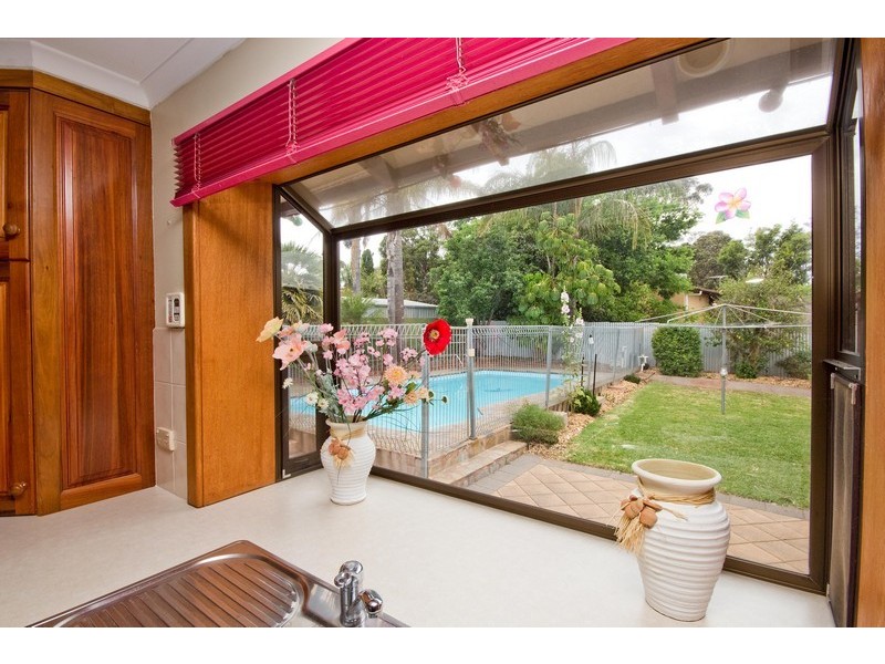 8 Cardnell Crescent, Elizabeth East SA 5112