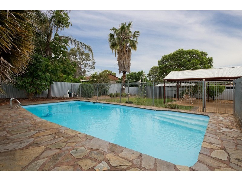 8 Cardnell Crescent, Elizabeth East SA 5112