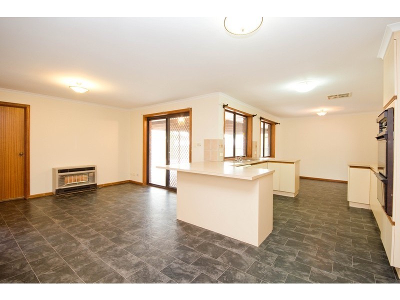 40 Kensington Way, Burton SA 5110