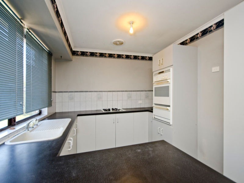 13 Riva Court, Paralowie SA 5108