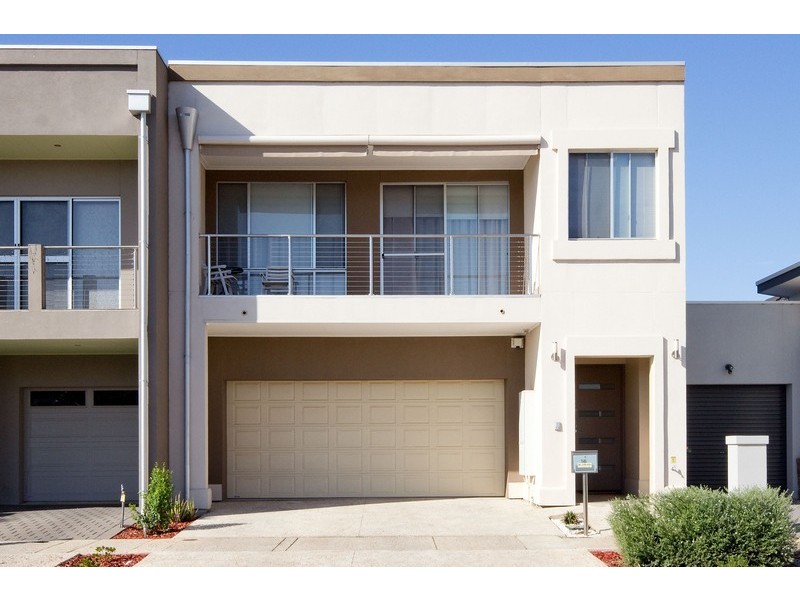 16 Mackenzie Circuit, Mawson Lakes SA 5095