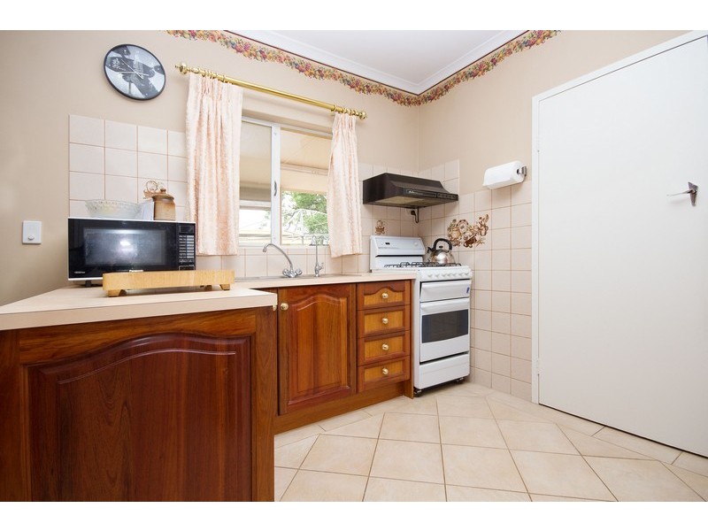7 McIntosh Crescent, Brahma Lodge SA 5109