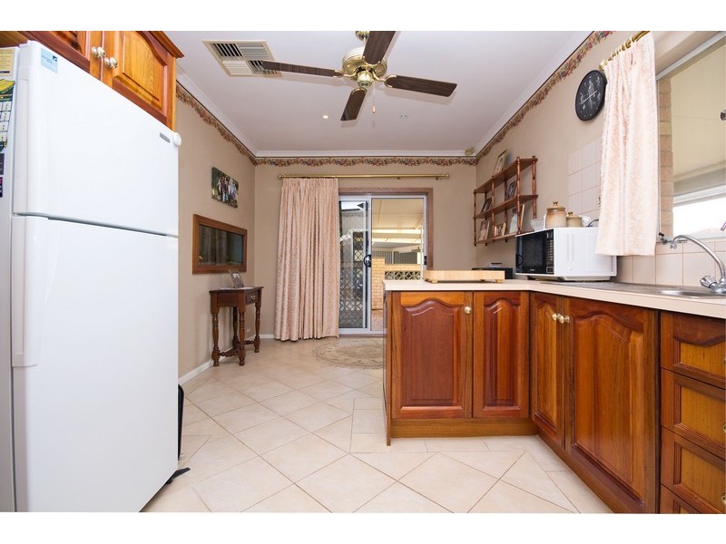 7 McIntosh Crescent, Brahma Lodge SA 5109