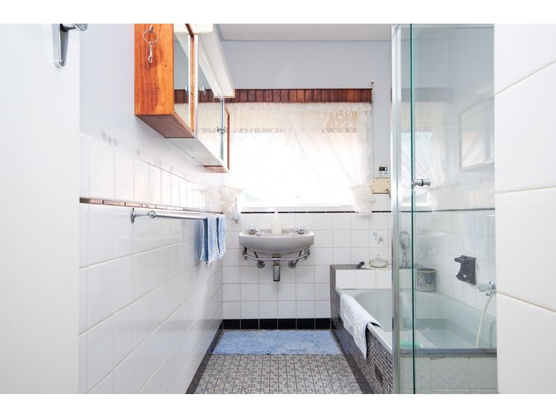 7 McIntosh Crescent, Brahma Lodge SA 5109