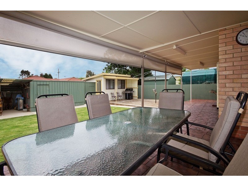 7 McIntosh Crescent, Brahma Lodge SA 5109