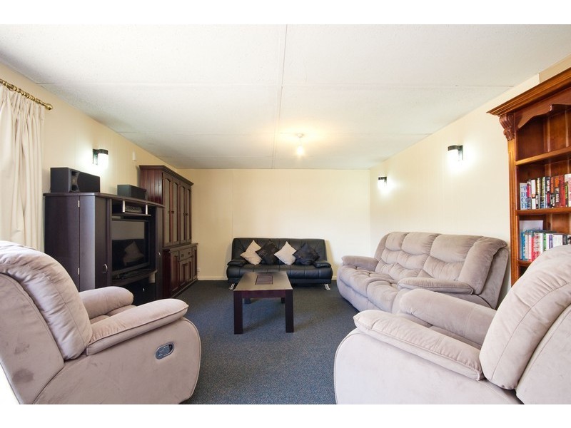 11 Earlsfield Avenue, Salisbury East SA 5109