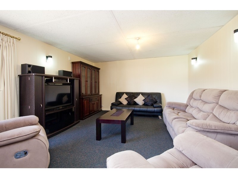 11 Earlsfield Avenue, Salisbury East SA 5109