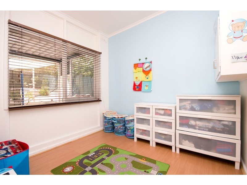 7 Yulinda Terrace, Para Hills SA 5096