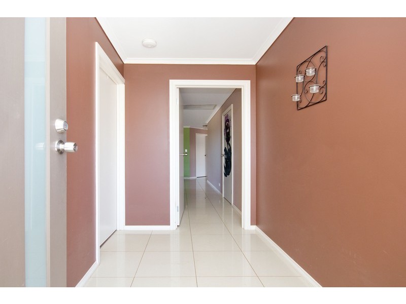 1 Wood Street, Andrews Farm SA 5114