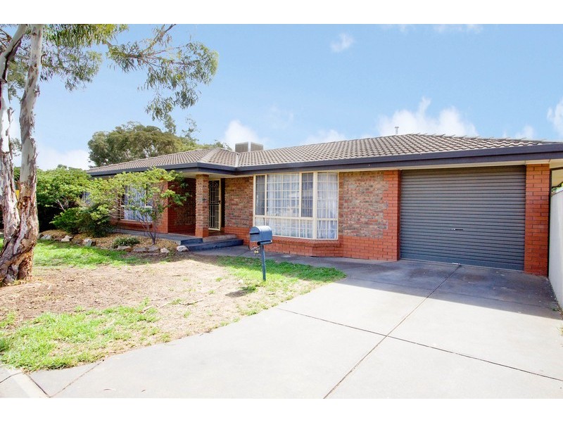 26 Gumbrae Avenue, Salisbury Downs SA 5108