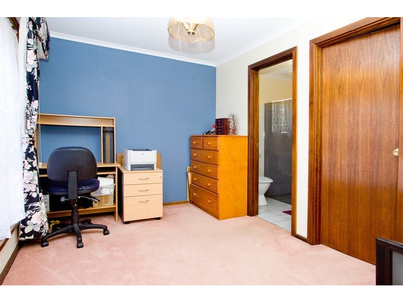 26 Gumbrae Avenue, Salisbury Downs SA 5108