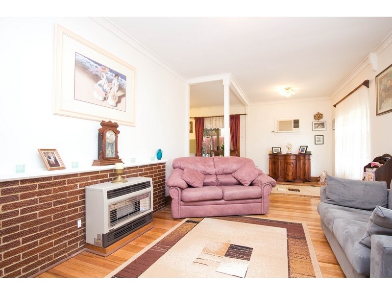 4 Jennier Crescent, Brahma Lodge SA 5109