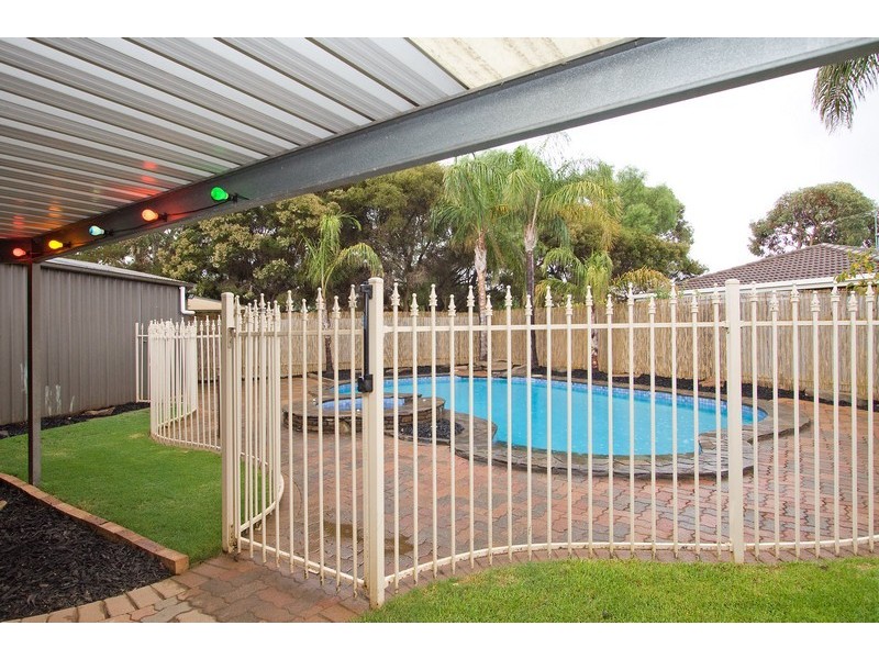 4 Primrose Court, Parafield Gardens SA 5107