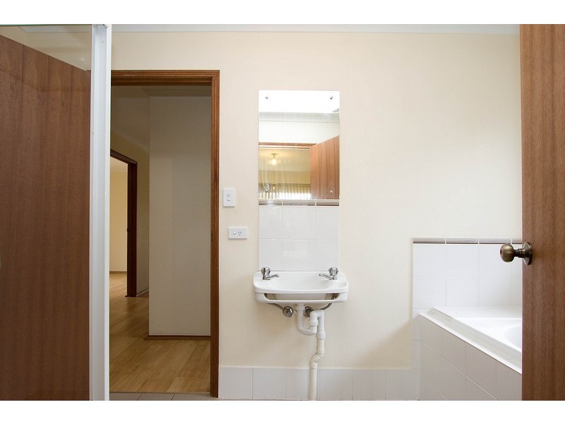 15 Orange Parade, Munno Para West SA 5115