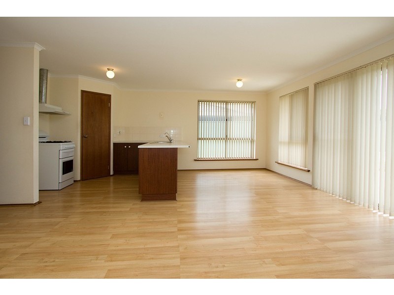 15 Orange Parade, Munno Para West SA 5115