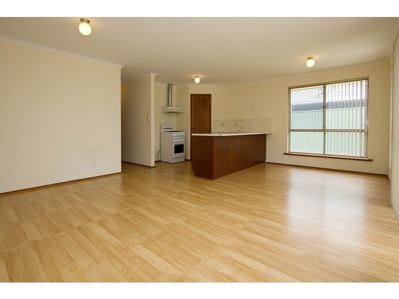 15 Orange Parade, Munno Para West SA 5115