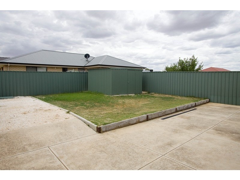 15 Orange Parade, Munno Para West SA 5115