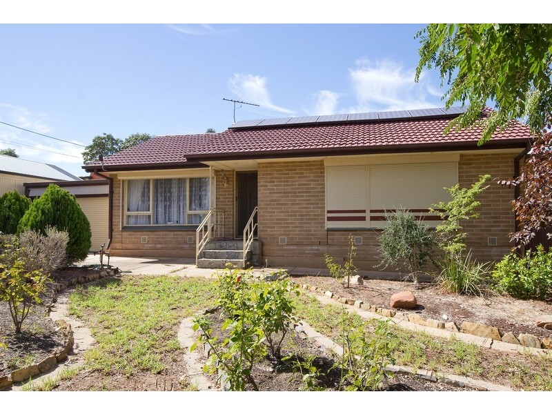 8 Warminster Road, Elizabeth Park SA 5113