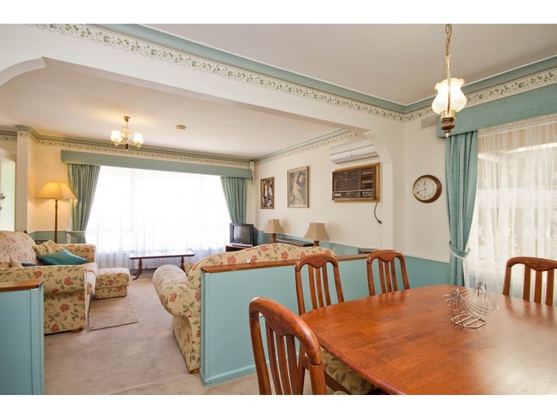 8 Warminster Road, Elizabeth Park SA 5113