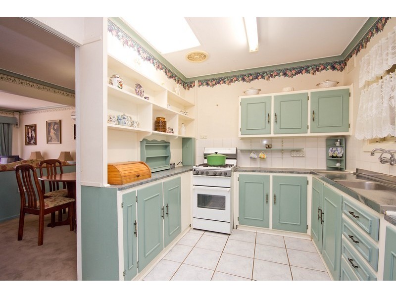 8 Warminster Road, Elizabeth Park SA 5113