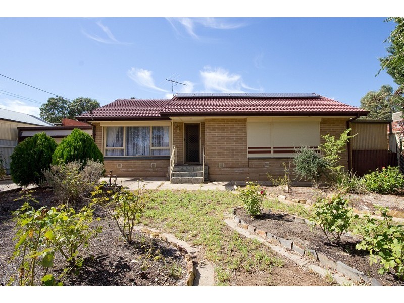 8 Warminster Road, Elizabeth Park SA 5113