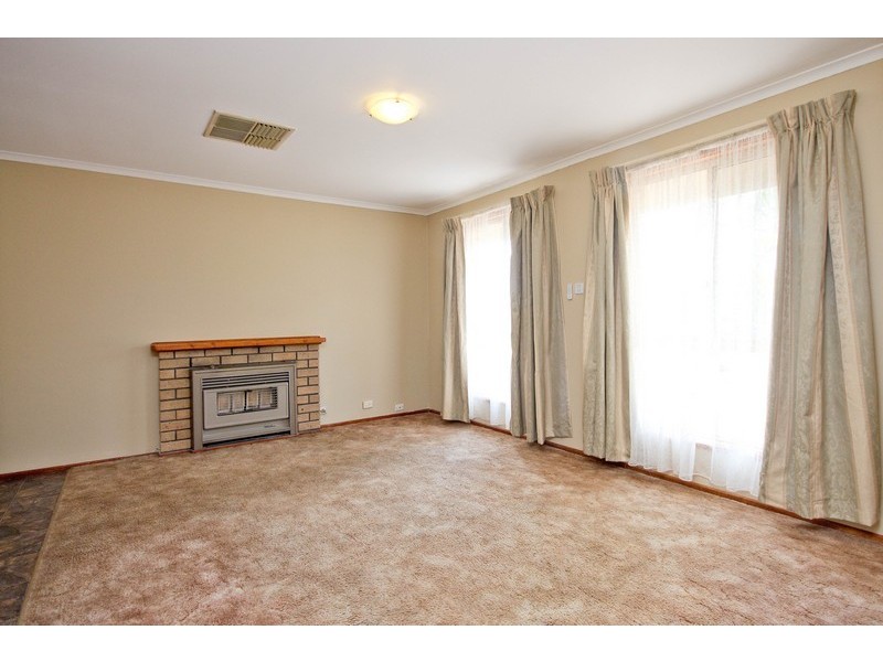 25 Insignia Avenue, Andrews Farm SA 5114