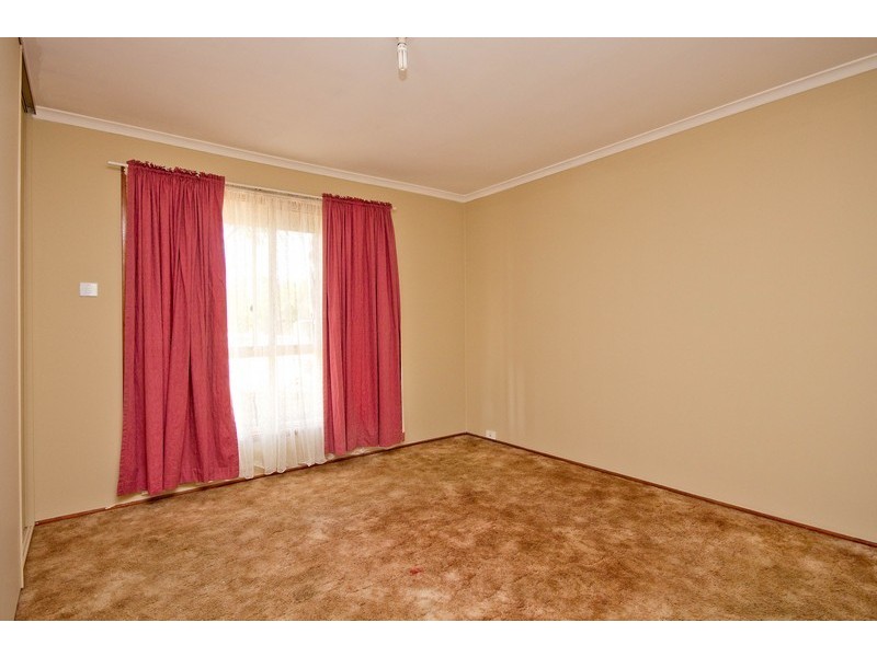 25 Insignia Avenue, Andrews Farm SA 5114