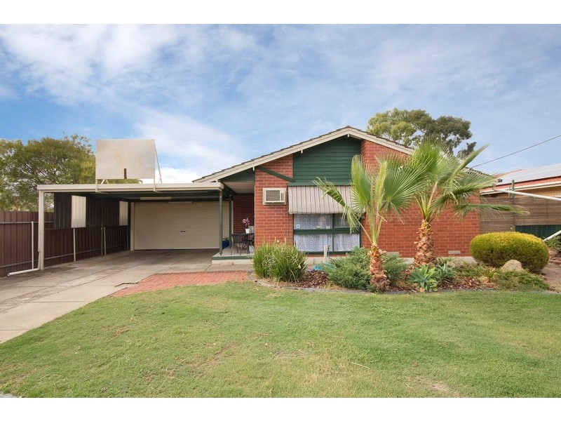 9 Ealing Street, Salisbury Downs SA 5108