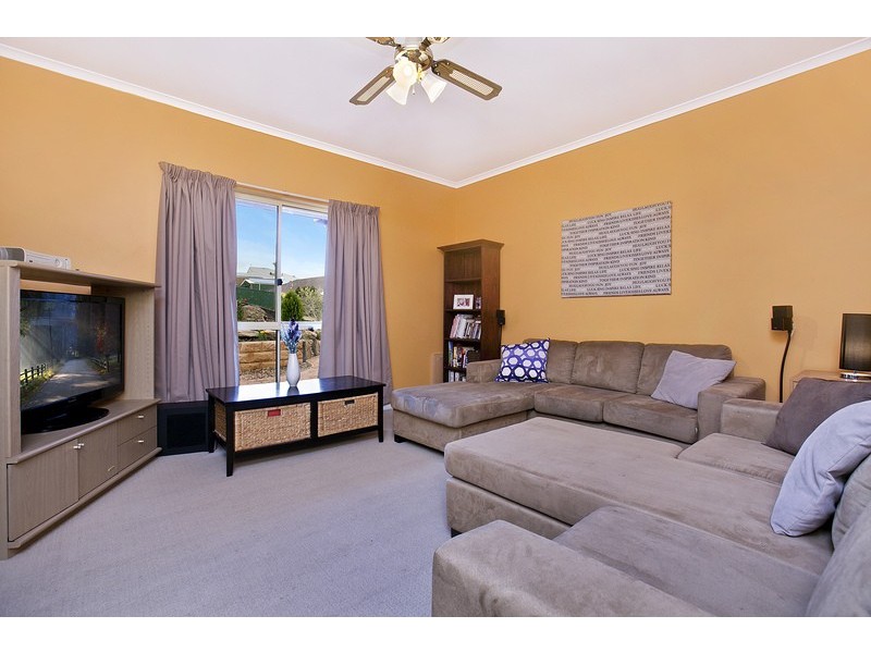 27 Modra Circuit, Hillbank SA 5112