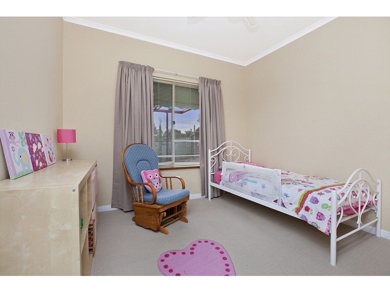 27 Modra Circuit, Hillbank SA 5112