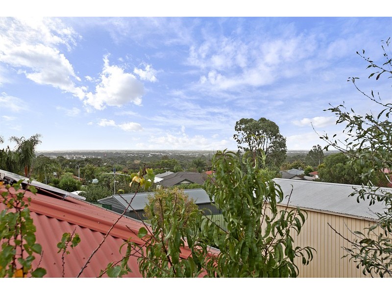 27 Modra Circuit, Hillbank SA 5112