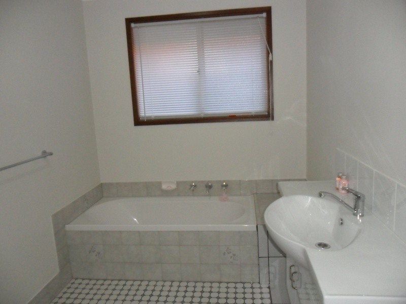 18 Pisani Court, Golden Grove SA 5125