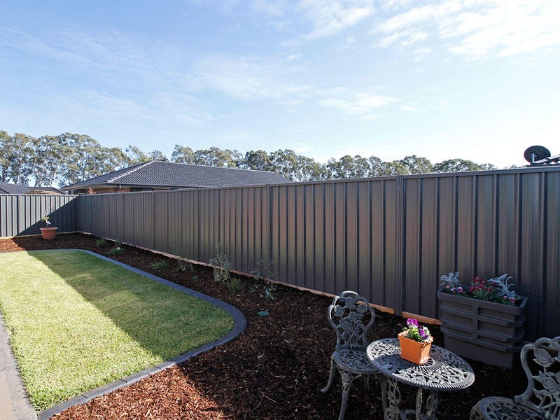 29 Chateau Avenue, Andrews Farm SA 5114