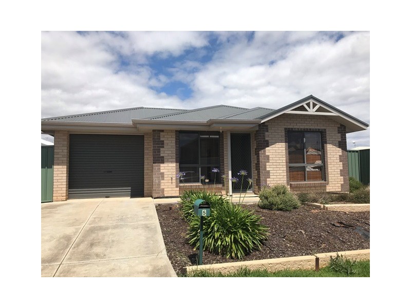 5 Liverpool Place, Elizabeth Park SA 5113
