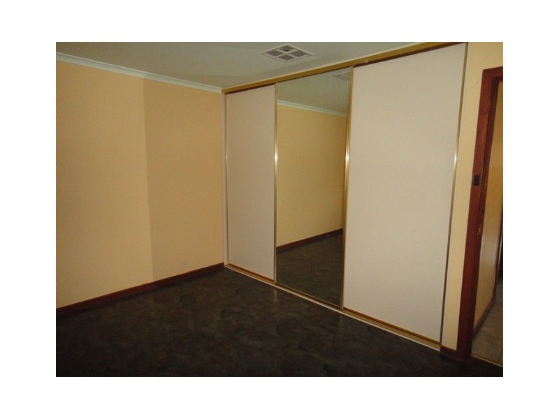 8 Chelsea Avenue, Burton SA 5110