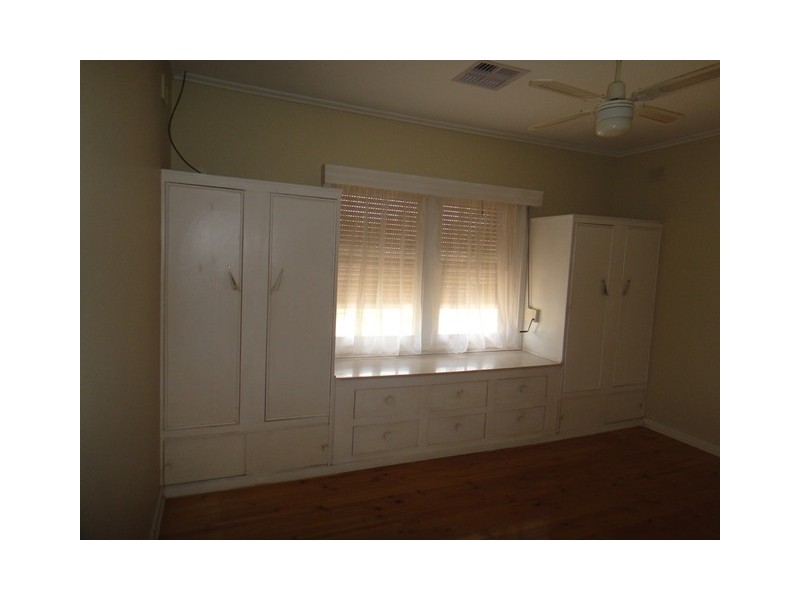 4 Treves Street, Elizabeth Vale SA 5112