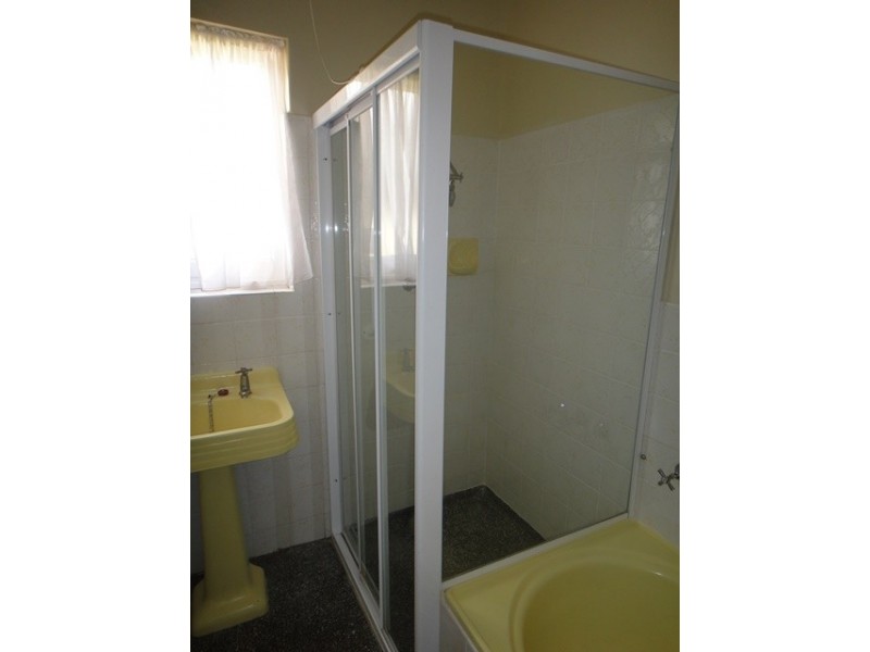 4 Treves Street, Elizabeth Vale SA 5112