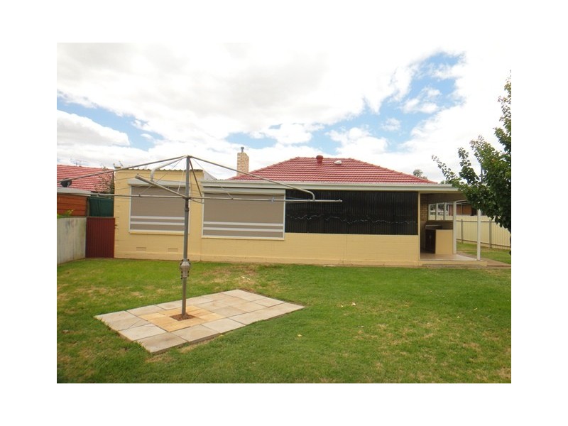 4 Treves Street, Elizabeth Vale SA 5112