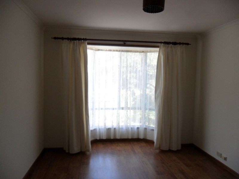 18 Chaplin Avenue, Hillcrest SA 5086