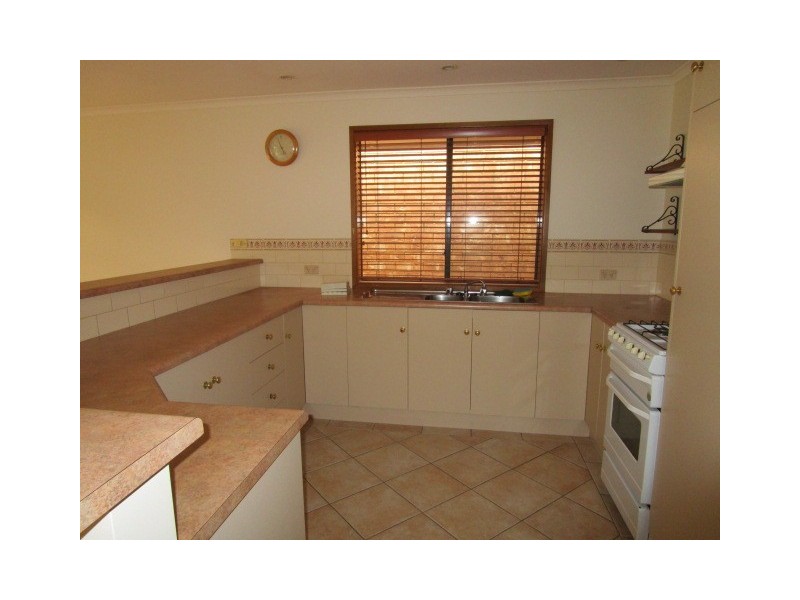 18 Chaplin Avenue, Hillcrest SA 5086