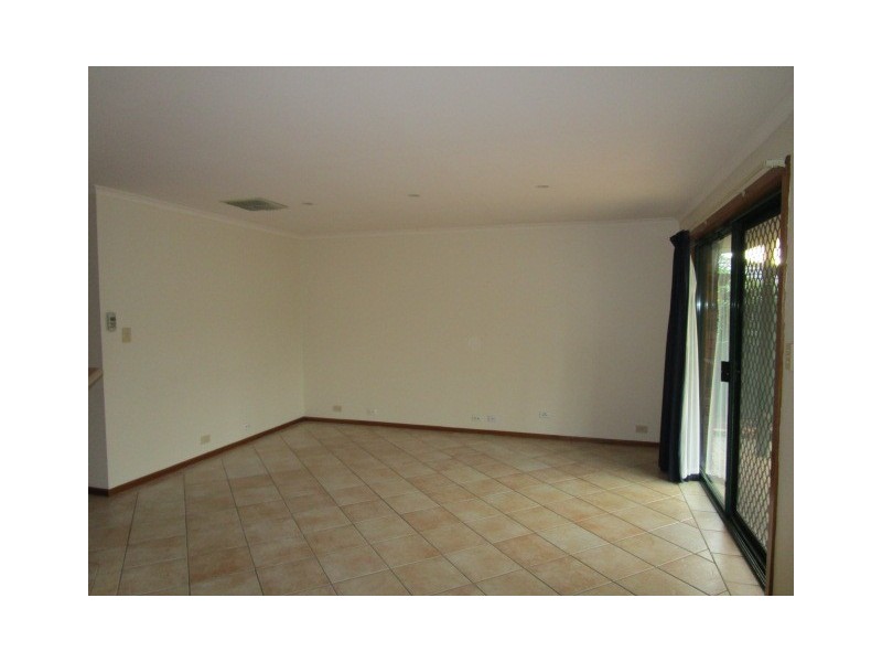 18 Chaplin Avenue, Hillcrest SA 5086