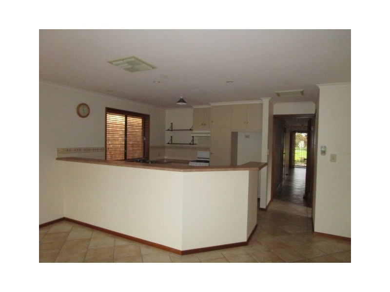 18 Chaplin Avenue, Hillcrest SA 5086