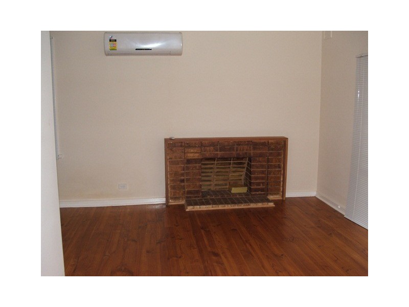 22 Rollison Road, Elizabeth Vale SA 5112